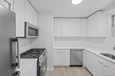 5700 Arlington Avenue #5X, Bronx, NY 10471 - Photo 7