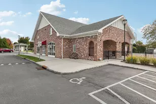 37 Weatherby Ln, Central Islip, NY 11722 - Photo 19