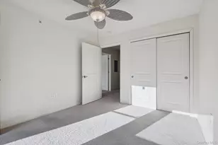 37 Weatherby Ln, Central Islip, NY 11722 - Photo 9