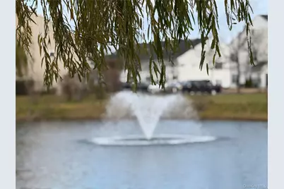 138 Weatherby Lane, Central Islip, NY 11722 - Photo 27