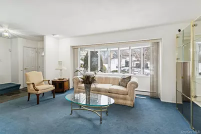 44 Wallace Drive, Plainview, NY 11803 - Photo 3