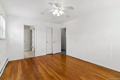 44 Wallace Drive, Plainview, NY 11803 - Photo 17