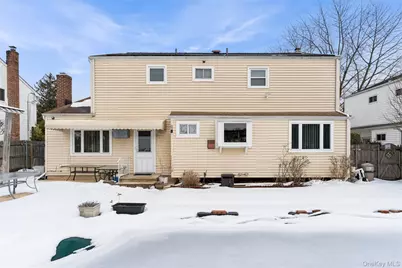 44 Wallace Drive, Plainview, NY 11803 - Photo 27