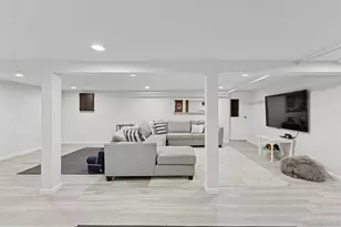 2539 Washington Ave, Oceanside, NY 11572 - Photo 33