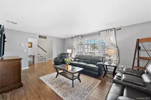 231 46th St, Lindenhurst, NY 11757 - Photo 13