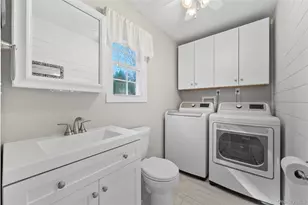 231 46th St, Lindenhurst, NY 11757 - Photo 21