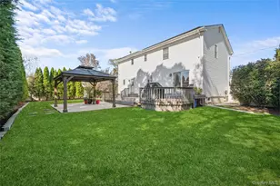 231 46th St, Lindenhurst, NY 11757 - Photo 23