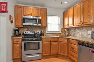 104 Meade Ave, Bethpage, NY 11714 - Photo 7