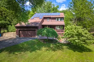 64 Furnace Woods Rd, Cortlandt Manor, NY 10567 - Photo 33