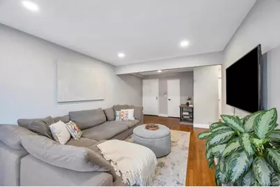 2 Birchwood Court #3D, Mineola, NY 11501 - Photo 7