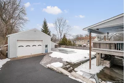 131 W Washington Avenue, Pearl River, NY 10965 - Photo 43