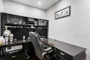 131 W Washington Ave, Pearl River, NY 10965 - Photo 15