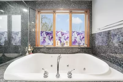 131 W Washington Avenue, Pearl River, NY 10965 - Photo 23