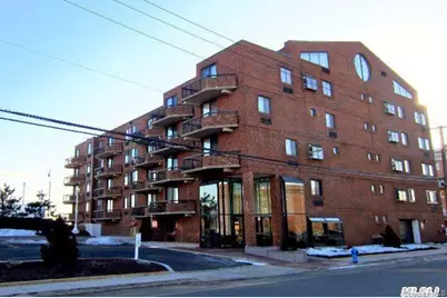 750 W Broadway #4Q, Long Beach, NY 11561 - Photo 1