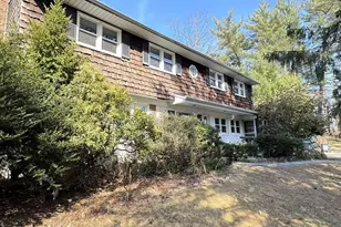 499 Stonytown Rd, Manhasset, NY 11030 - Photo 3