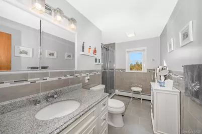 2907 Rhode Island Avenue, Medford, NY 11763 - Photo 25