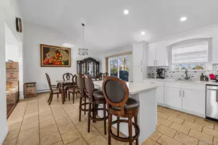 19 Summit, Farmingville, NY 11738 - Photo 3