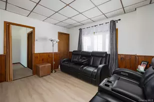 20 W Academy St, Wappingers Falls, NY 12590 - Photo 15