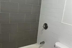 156-17 110th Ave, Jamaica, NY 11433 - Photo 9