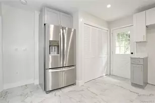 13 Woodland Pl, Airmont, NY 10952 - Photo 9