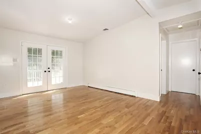 13 Woodland Place, Airmont, NY 10952 - Photo 5