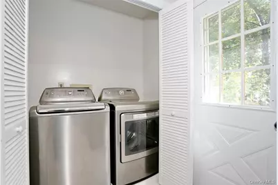 13 Woodland Place, Airmont, NY 10952 - Photo 11