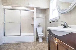 101 Harris Ave, Freeport, NY 11520 - Photo 19