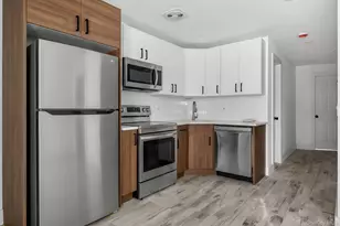 1657 Tillotson Ave, Bronx, NY 10469 - Photo 3