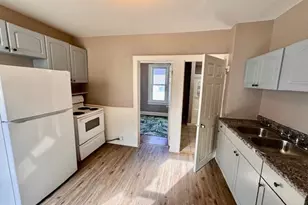 11 Fairview Ave, Poughkeepsie, NY 12601 - Photo 9