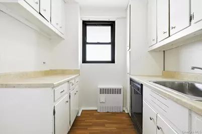 90-50 Union Turnpike #11L, Glendale, NY 11385 - Photo 13