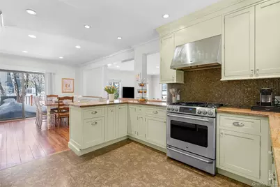 7 Poplar Road, Larchmont, NY 10538 - Photo 13