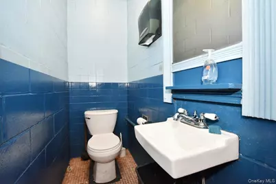 815 Old Country Road, Westbury, NY 11590 - Photo 13