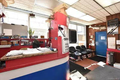 815 Old Country Road, Westbury, NY 11590 - Photo 11