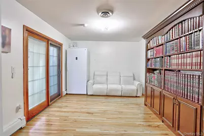 18 Wilsher Drive, Monsey, NY 10952 - Photo 7