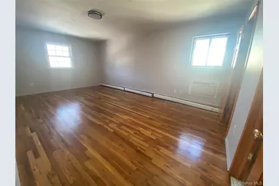 732 3rd Street, Ronkonkoma, NY 11779 - Photo 17