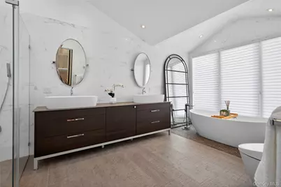 48 Westwood Court, Woodbury, NY 11797 - Photo 25