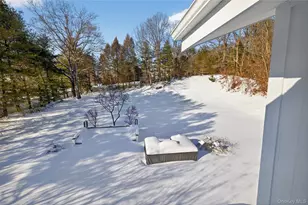 48 Westwood Ct, Woodbury, NY 11797 - Photo 47