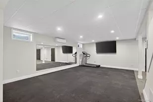 48 Westwood Ct, Woodbury, NY 11797 - Photo 43