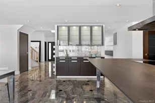 48 Westwood Ct, Woodbury, NY 11797 - Photo 13