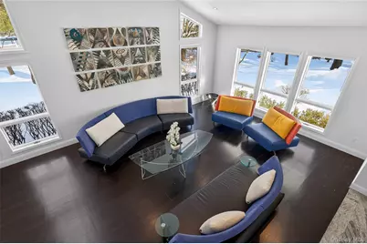 48 Westwood Court, Woodbury, NY 11797 - Photo 7