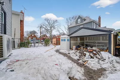 13205 109th Avenue, Ozone Park, NY 11420 - Photo 9