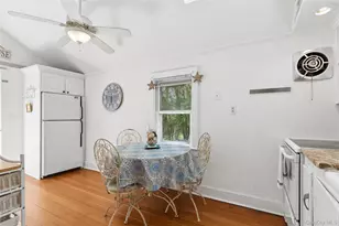 3 Lincoln St, Westhampton, NY 11977 - Photo 15