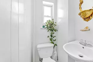 109-25 Francis Lewis Blvd, Queens Village, NY 11429 - Photo 5