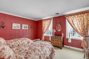 2 Wallis Ln, Saint James, NY 11780 - Photo 17