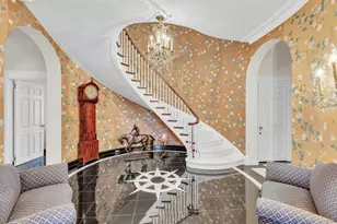 2 Wallis Ln, Saint James, NY 11780 - Photo 5