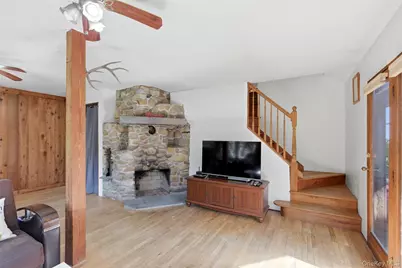 142 Shore Drive, Sound Beach, NY 11789 - Photo 17