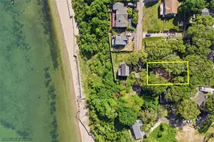 142 Shore Dr, Sound Beach, NY 11789 - Photo 11
