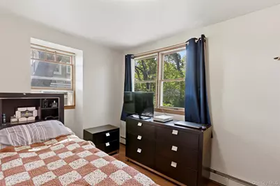 142 Shore Drive, Sound Beach, NY 11789 - Photo 25