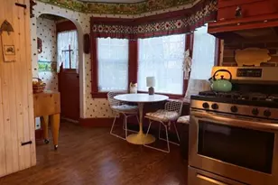 10 Phillips St, Red Hook, NY 12571 - Photo 9