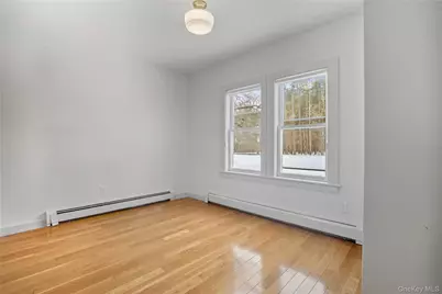 1091 Albany Post Road, Gardiner, NY 12525 - Photo 13